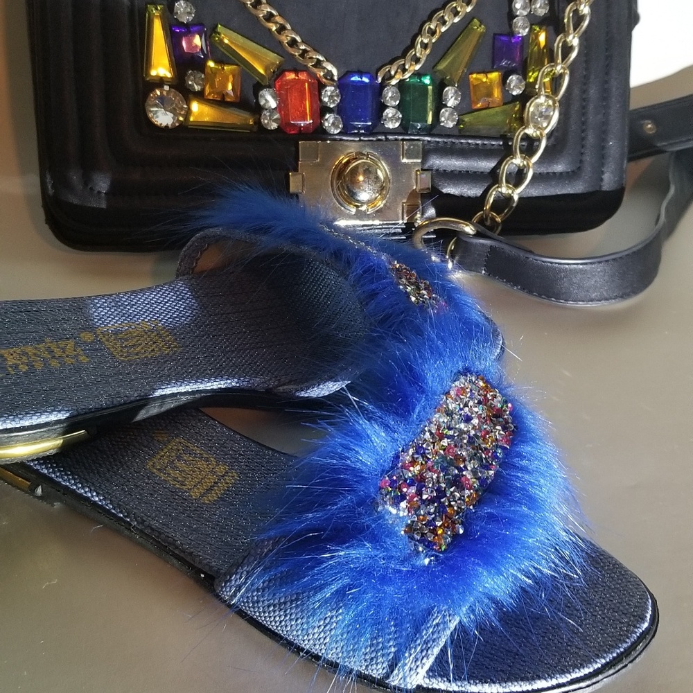 🥑🥑Blue flipflop slippers brand new with tags - Picture 6 of 6